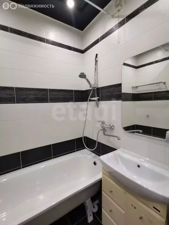 2-комнатная квартира: Ухта, проспект Ленина, 71 (51.8 м) - Фото 2