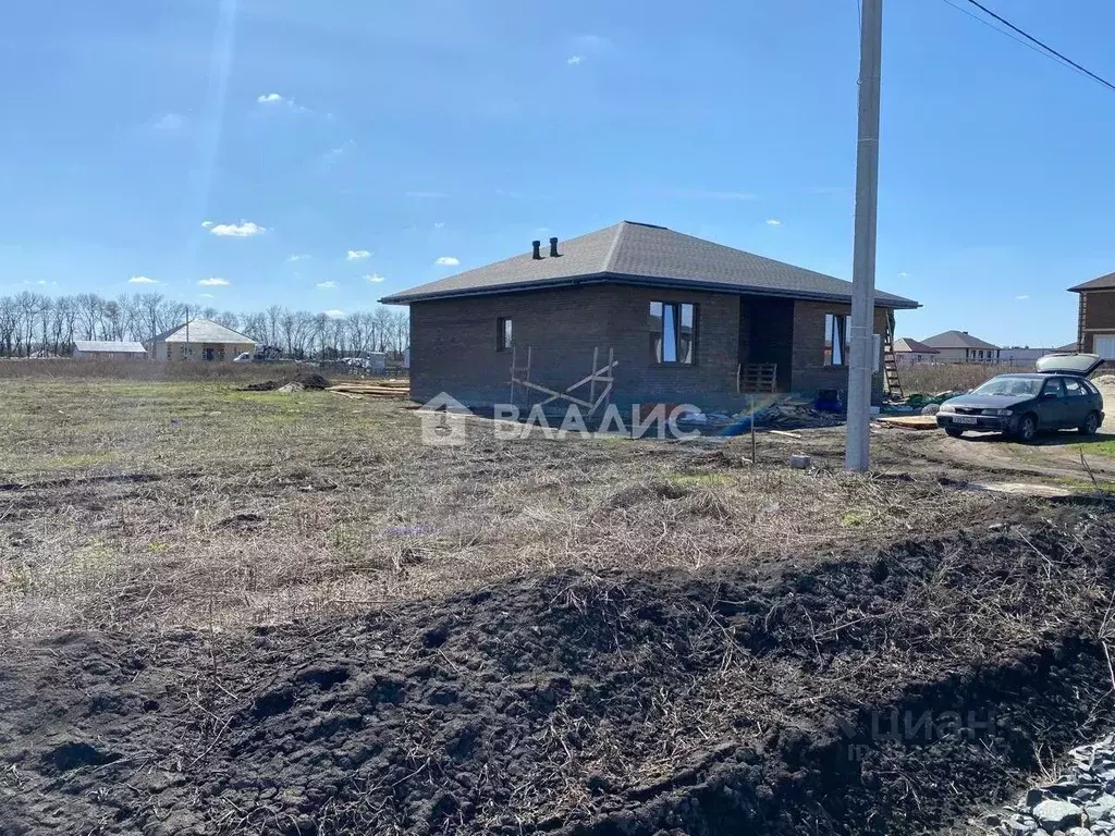 Дом в Белгородская область, Белгородский район, Хохловское с/пос, с. ... - Фото 1