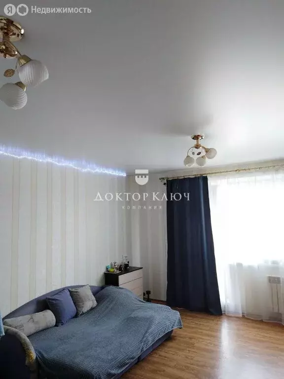 Квартира-студия: Новосибирск, Плющихинская улица, 10 (32.7 м) - Фото 0
