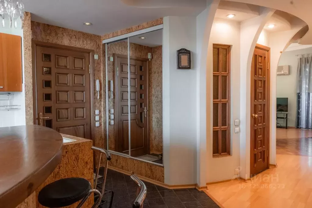 3-к кв. Томская область, Томск Тверская ул., 11А (110.6 м) - Фото 1