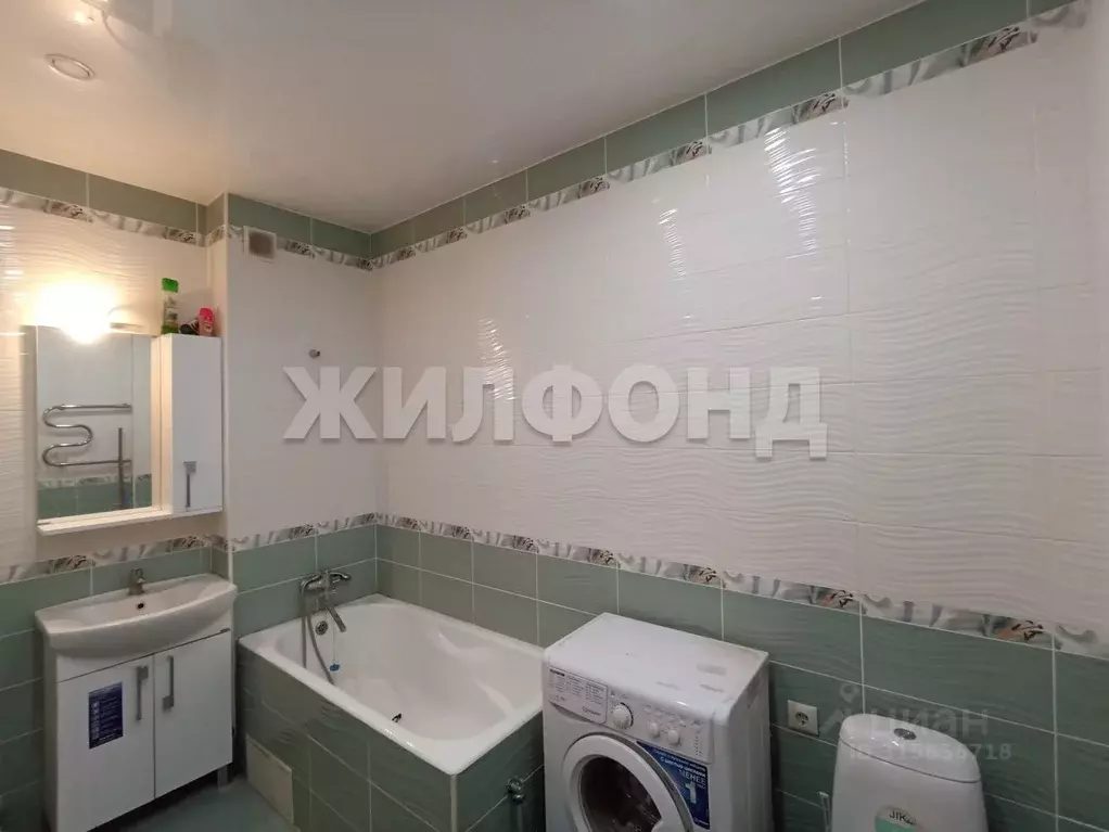 1-к кв. Новосибирская область, Новосибирск Вилюйская ул., 17 (40.0 м) - Фото 0