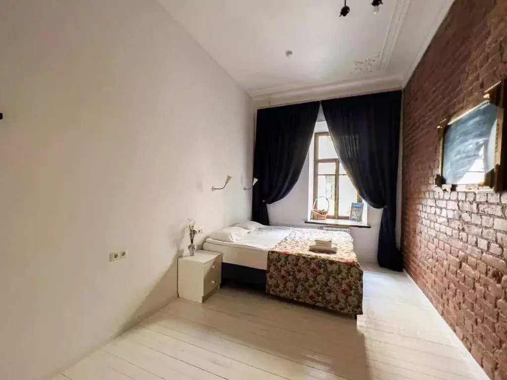 Комната Санкт-Петербург Загородный просп., 21-23 (18.0 м) - Фото 1