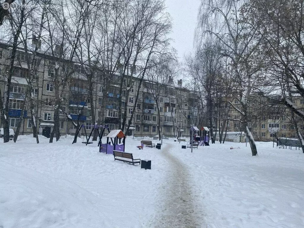 3-комнатная квартира: Казань, улица Шамиля Усманова, 19 (59 м) - Фото 1