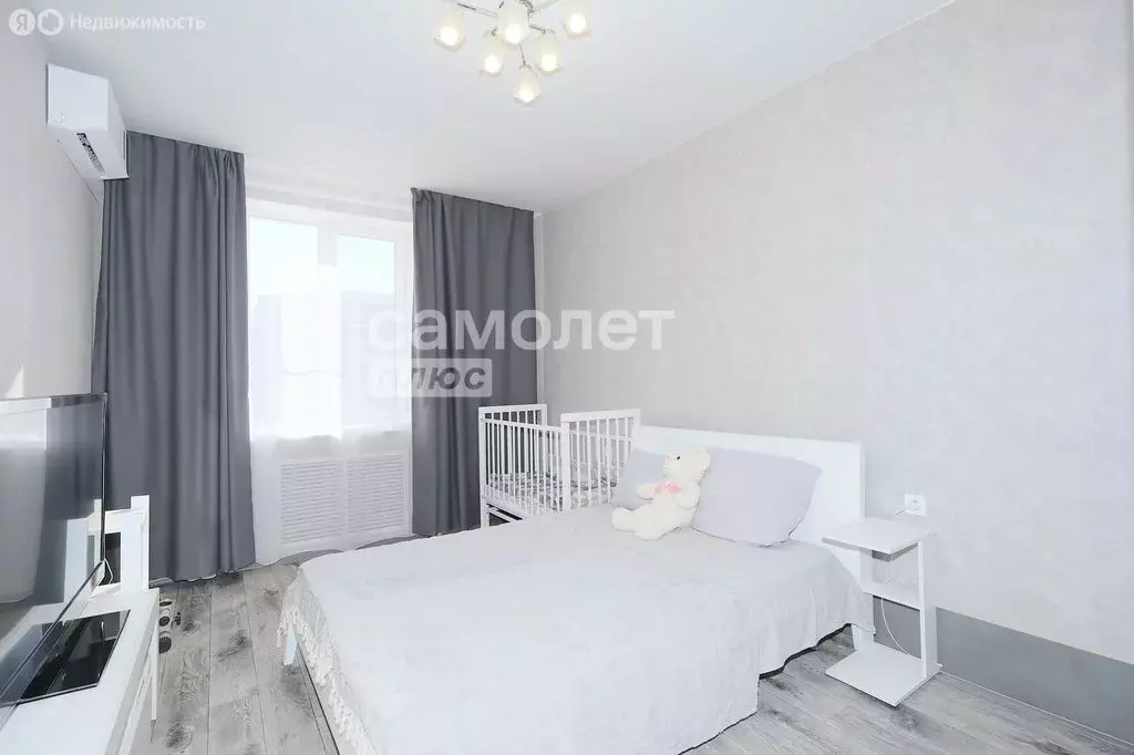 2-комнатная квартира: Кемерово, Гурьевская улица, 14 (58.4 м) - Фото 1