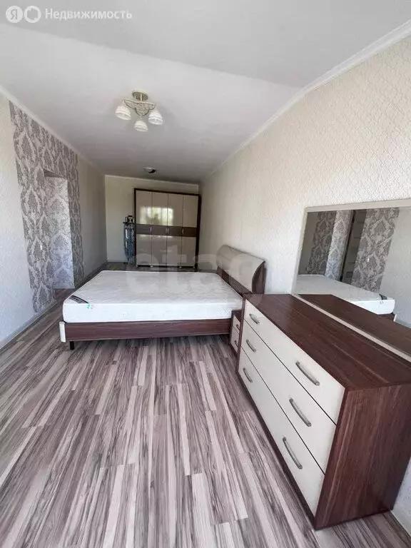 2-комнатная квартира: Симферополь, Аэрофлотская улица, 5А (70 м) - Фото 1