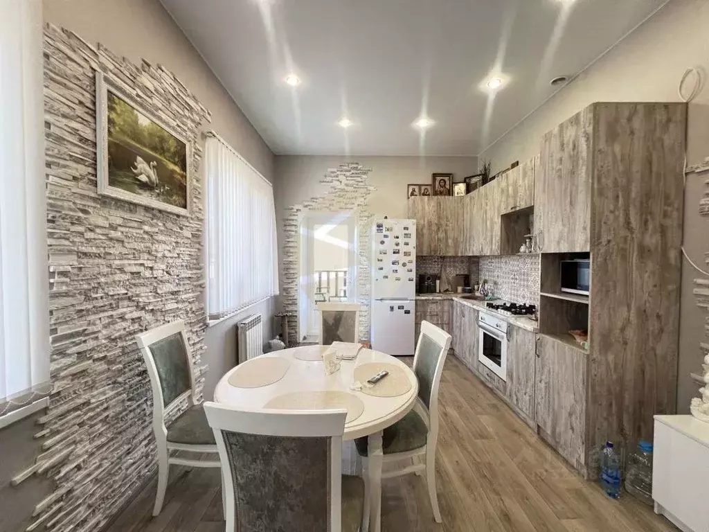 Коттедж в Белгородская область, Старый Оскол ул. Успенская, 27 (105 м) - Фото 2