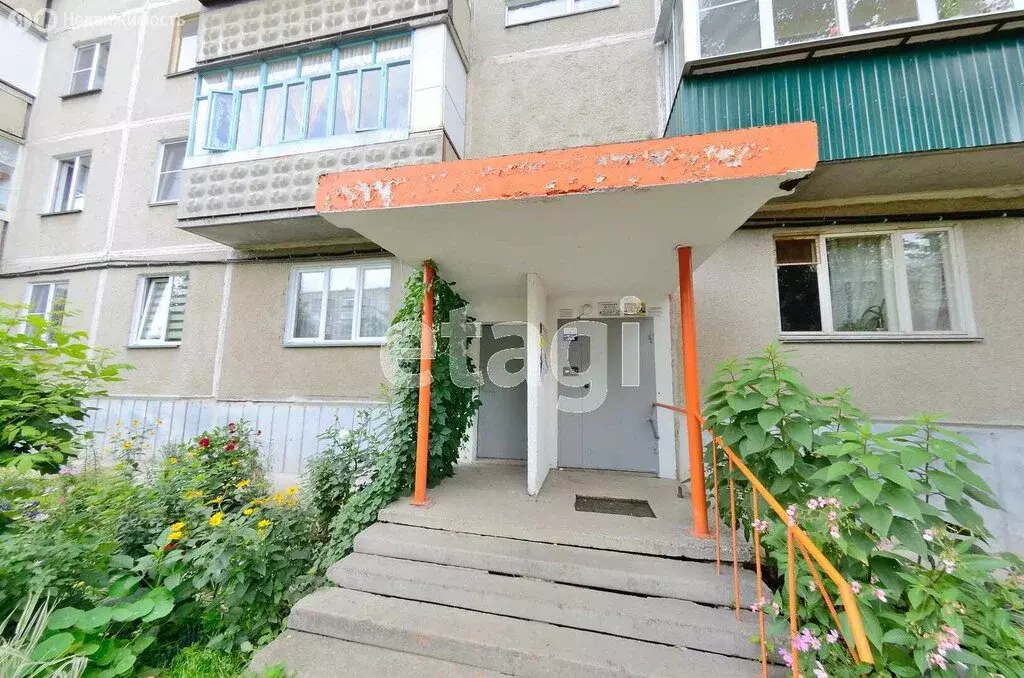 2-комнатная квартира: Миасс, улица 8 Марта, 144 (54 м) - Фото 2