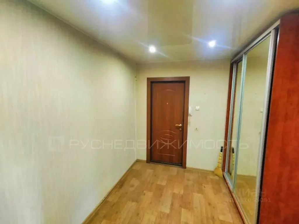 3-к кв. Кировская область, Киров ул. Опарина, 24 (66.8 м) - Фото 2