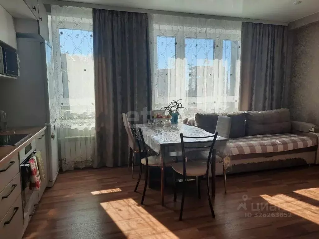 3-к кв. Ямало-Ненецкий АО, Новый Уренгой Энтузиастов мкр, 8 (64.0 м) - Фото 1