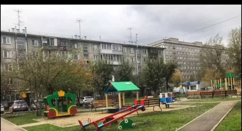 3-к кв. Красноярский край, Красноярск ул. Железнодорожников, 24А (58.1 ... - Фото 0