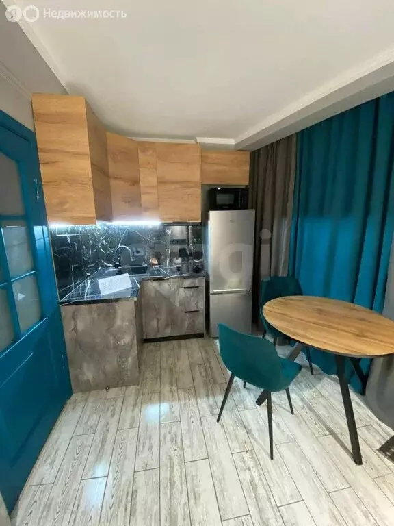 Дом в Ялта, улица Свердлова (50 м) - Фото 1