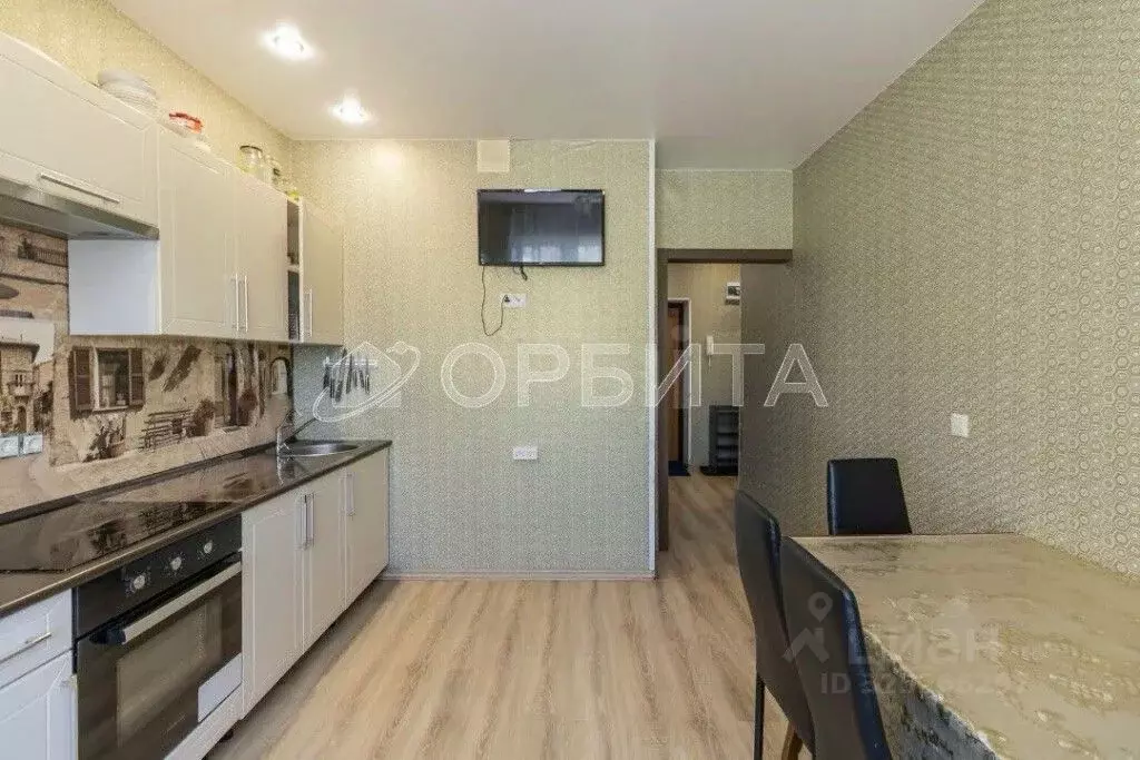 1-к кв. Тюменская область, Тюмень ул. Мебельщиков, 6 (48.0 м) - Фото 2