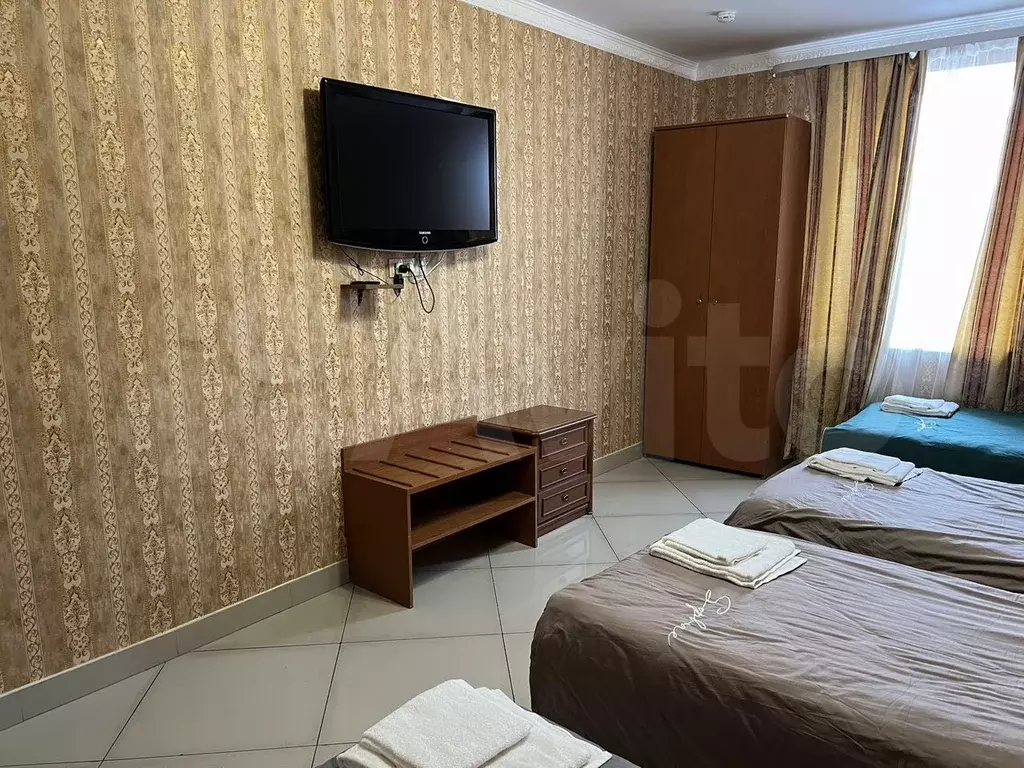 1-к. квартира, 250 м, 3/3 эт. - Фото 1