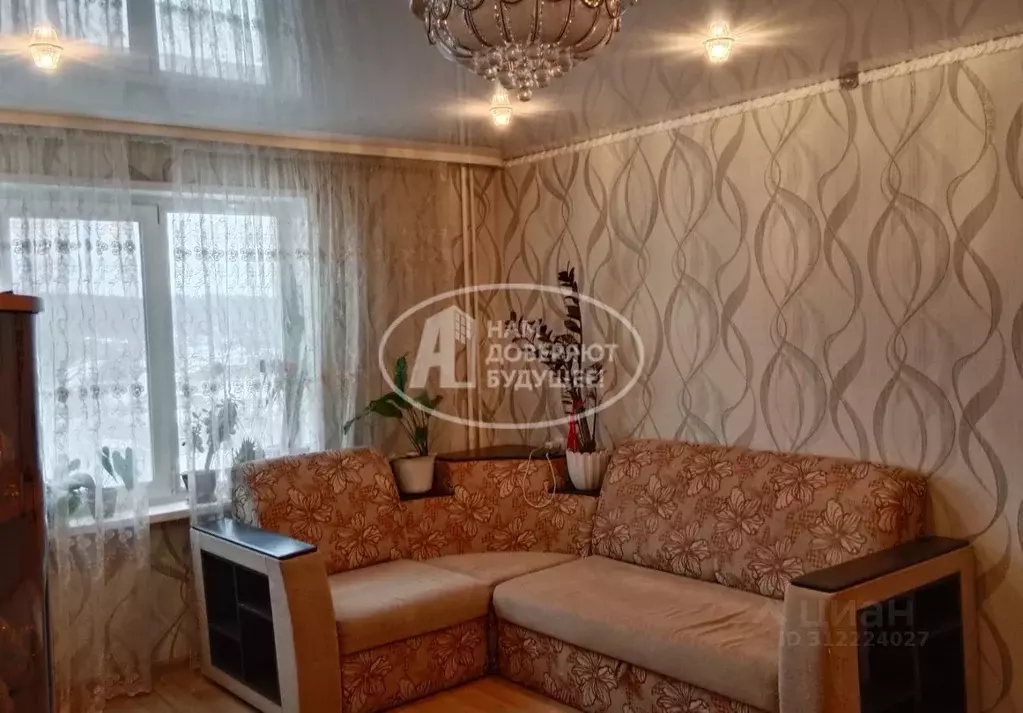 3-к кв. Удмуртия, Сарапул Путейская ул., 7 (55.2 м) - Фото 1