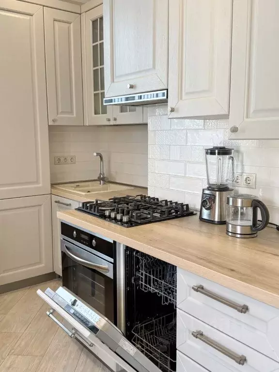 1-к кв. Краснодарский край, Сочи Водораздельная ул., 45/1 (48.0 м) - Фото 1