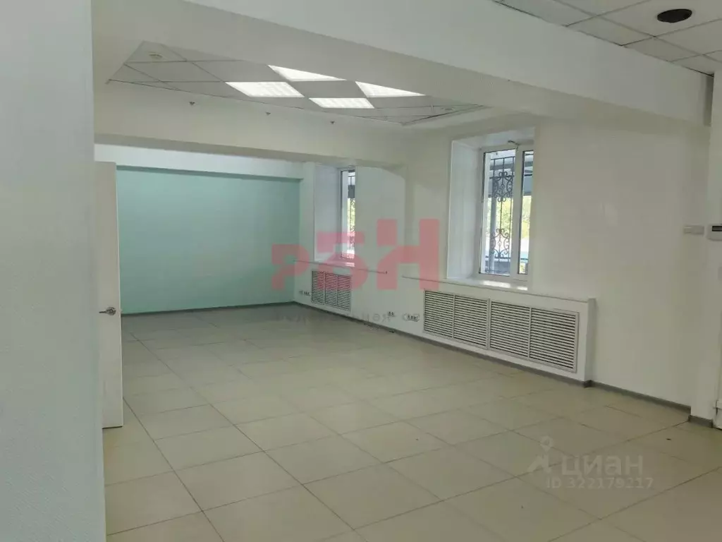 Торговая площадь в Курганская область, Курган Пролетарская ул., 57 (69 ... - Фото 2