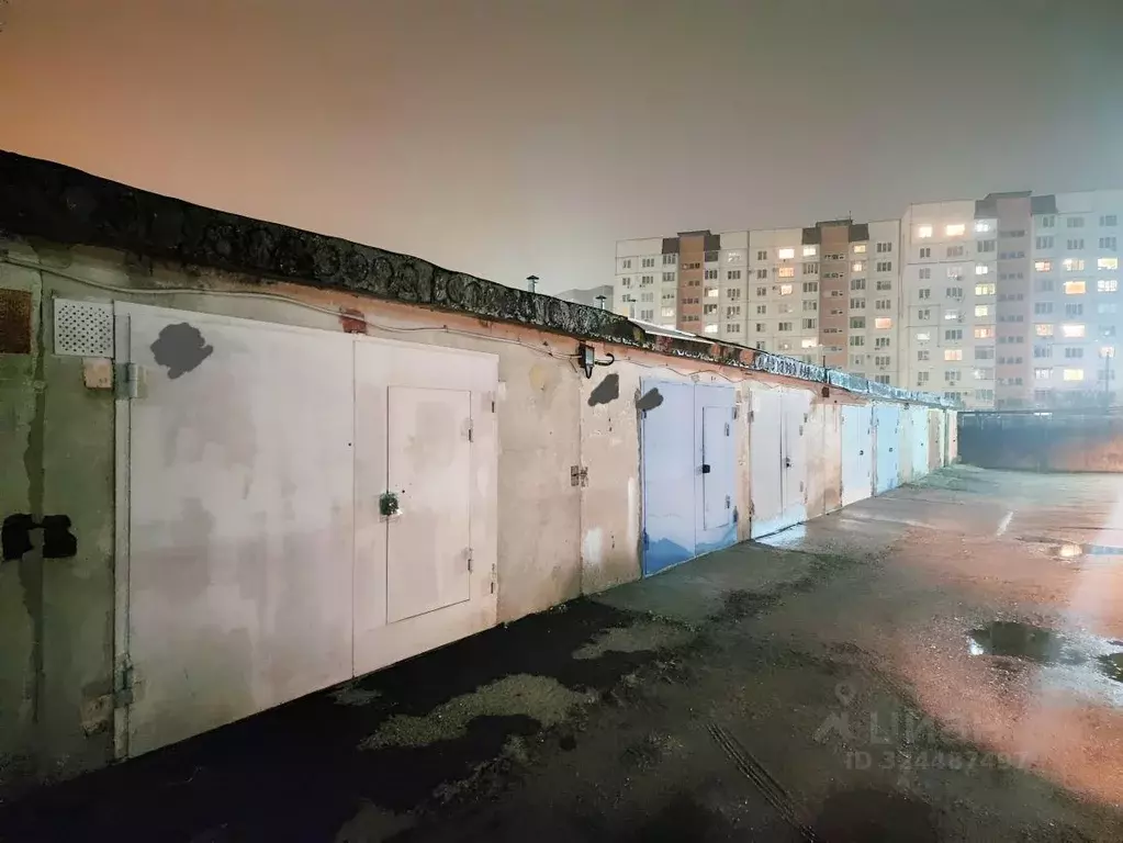 Гараж в Саратовская область, Саратов ул. Имени Братьев Никитиных, 10Б ... - Фото 1