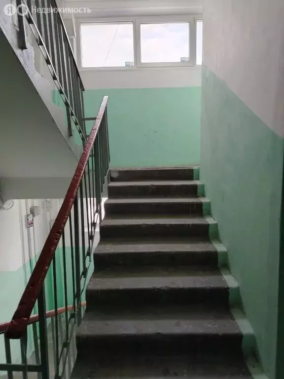 3-комнатная квартира: Челябинск, улица Руставели, 5 (65.5 м) - Фото 1