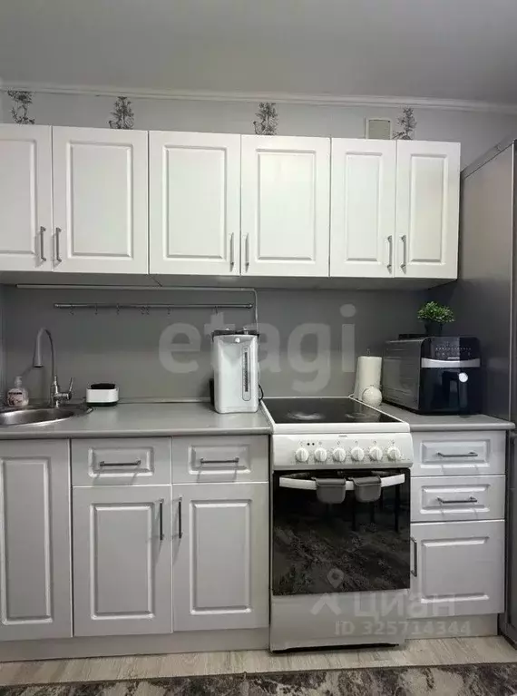 2-к кв. Челябинская область, Троицк Путевая ул., 10Б (52.2 м) - Фото 1