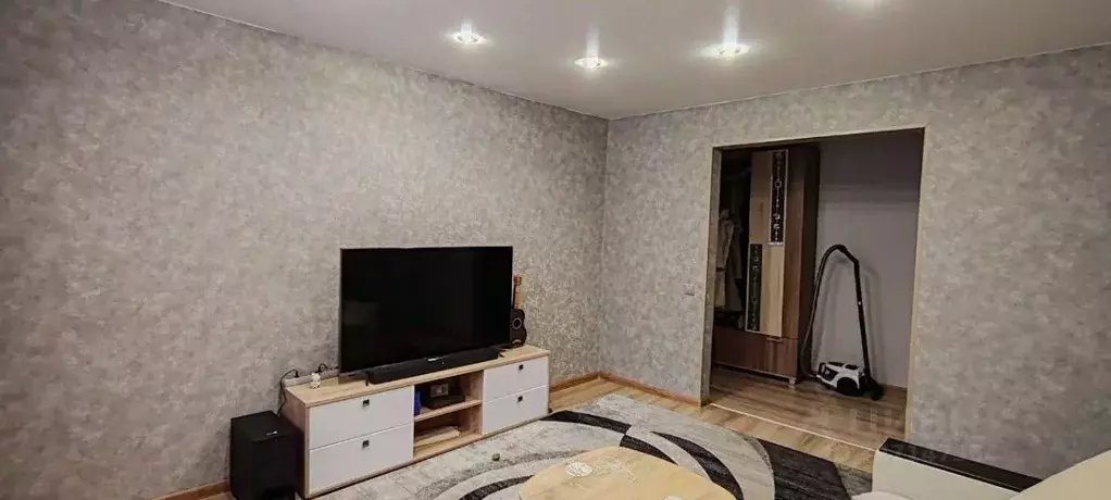 3-к кв. Кемеровская область, Междуреченск Вокзальная ул., 68 (60.2 м) - Фото 1