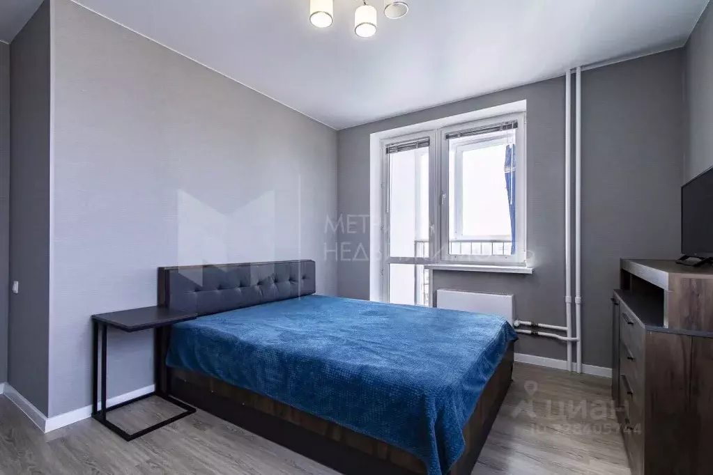 1-к кв. Тюменская область, Тюмень ул. 50 лет Октября, 75к2 (49.1 м) - Фото 1