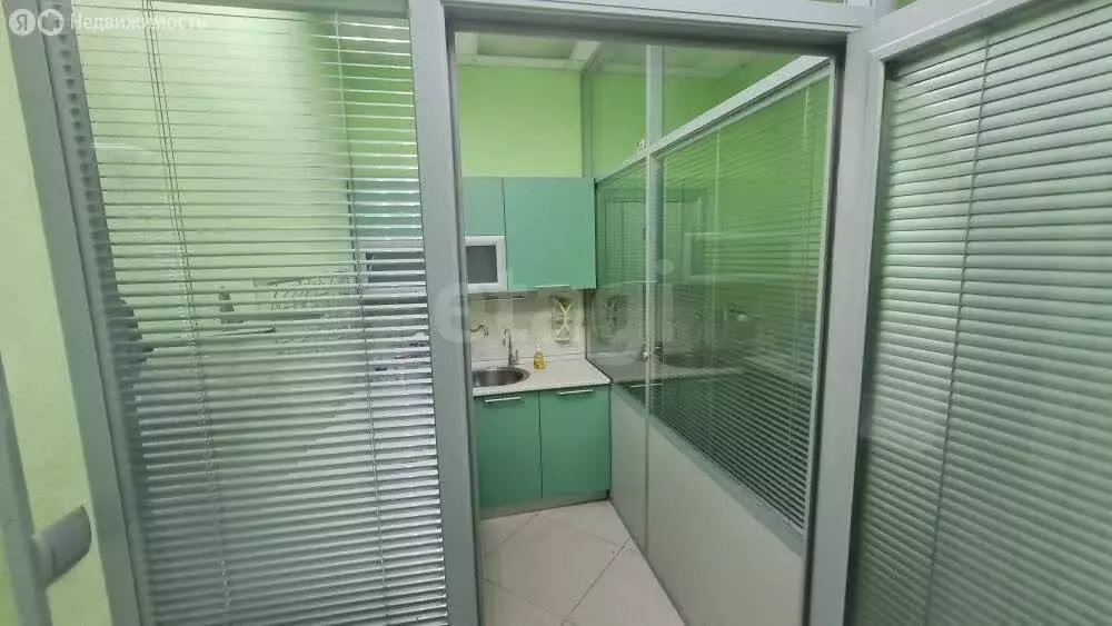 Помещение свободного назначения (236 м) - Фото 2