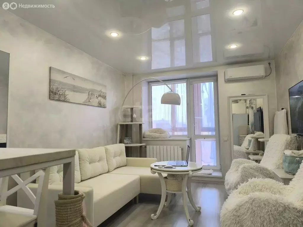 Квартира-студия: Саратов, улица имени Б.Н. Ерёмина, 1 (29 м) - Фото 1