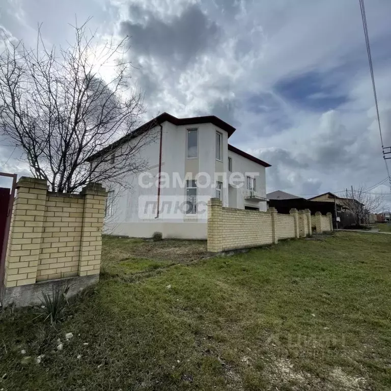 Коттедж в Краснодарский край, Новороссийск городской округ, с. ... - Фото 1