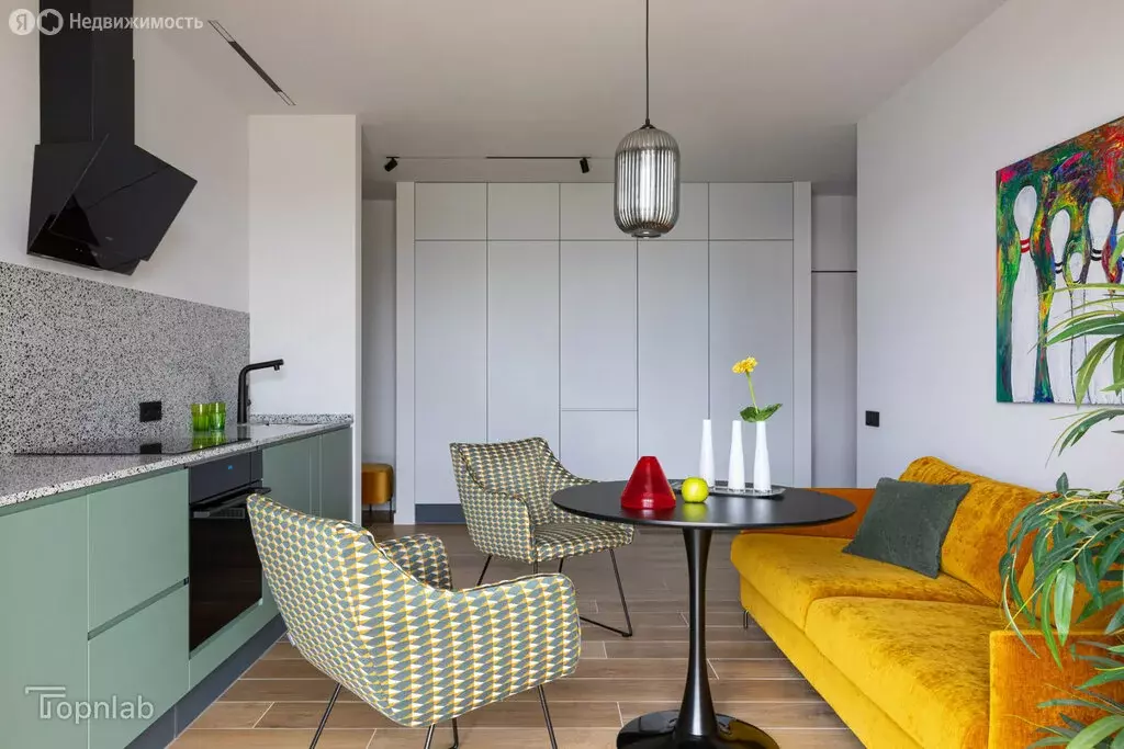 2-комнатная квартира: Зеленоградск, улица Автомобилистов, 1 (68 м) - Фото 1