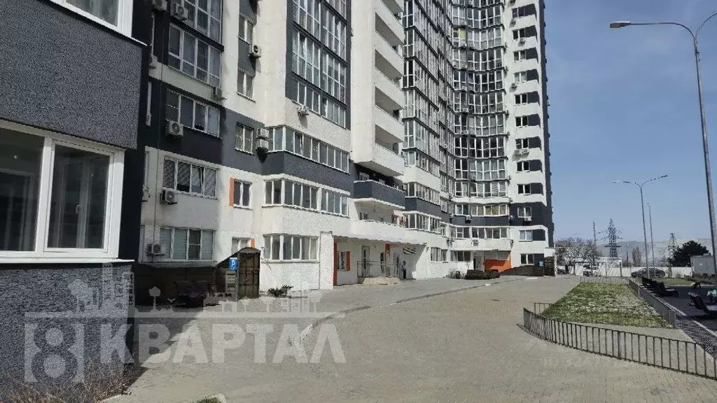 2-к кв. Краснодарский край, Новороссийск ул. Куникова, 55к1 (70.9 м) - Фото 1