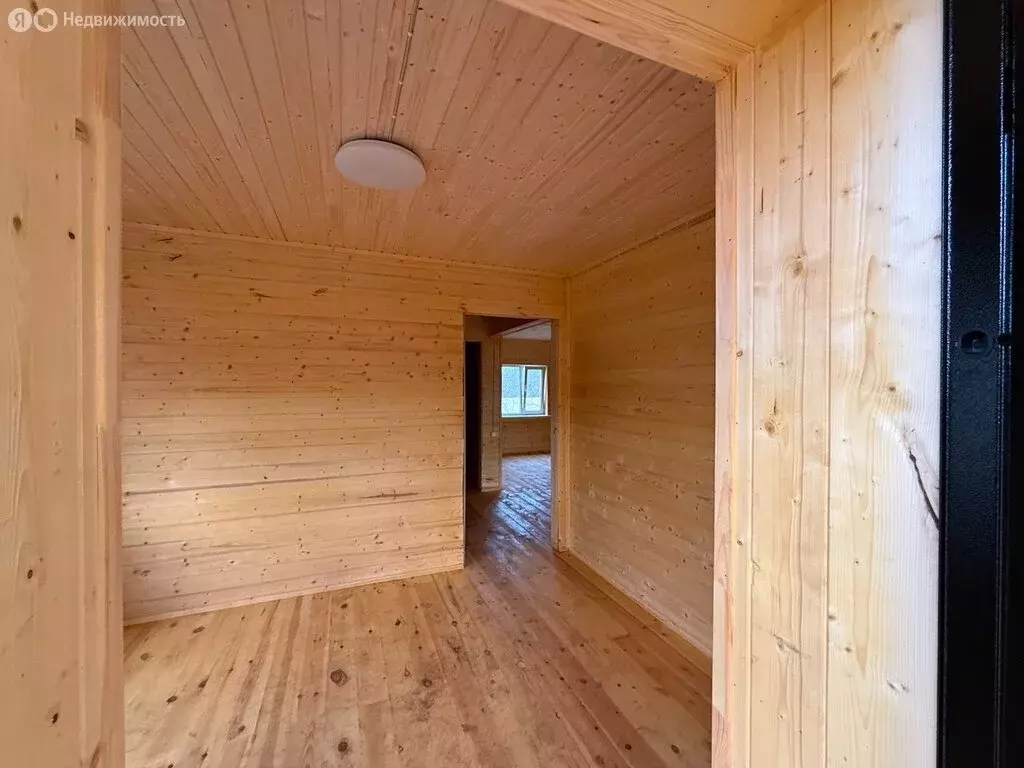 Дом в Рахьинское городское поселение, деревня Ириновка (110 м) - Фото 2