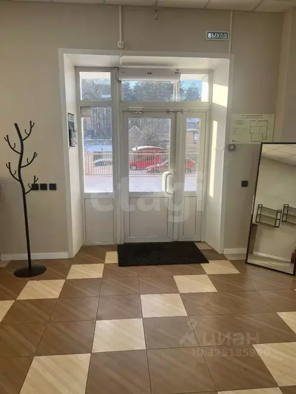 Помещение свободного назначения в Красноярский край, Красноярск ул. ... - Фото 1