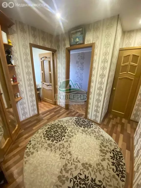 3-комнатная квартира: посёлок Строитель, микрорайон Южный, 2 (57.4 м) - Фото 1