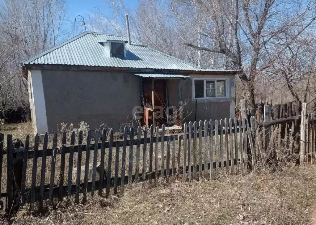 Дом в Алтайский край, Рубцовский район, Бобковский сельсовет, с. ... - Фото 0