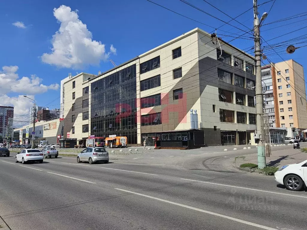 Торговая площадь в Пензенская область, Пенза просп. Строителей (380 м) - Фото 1