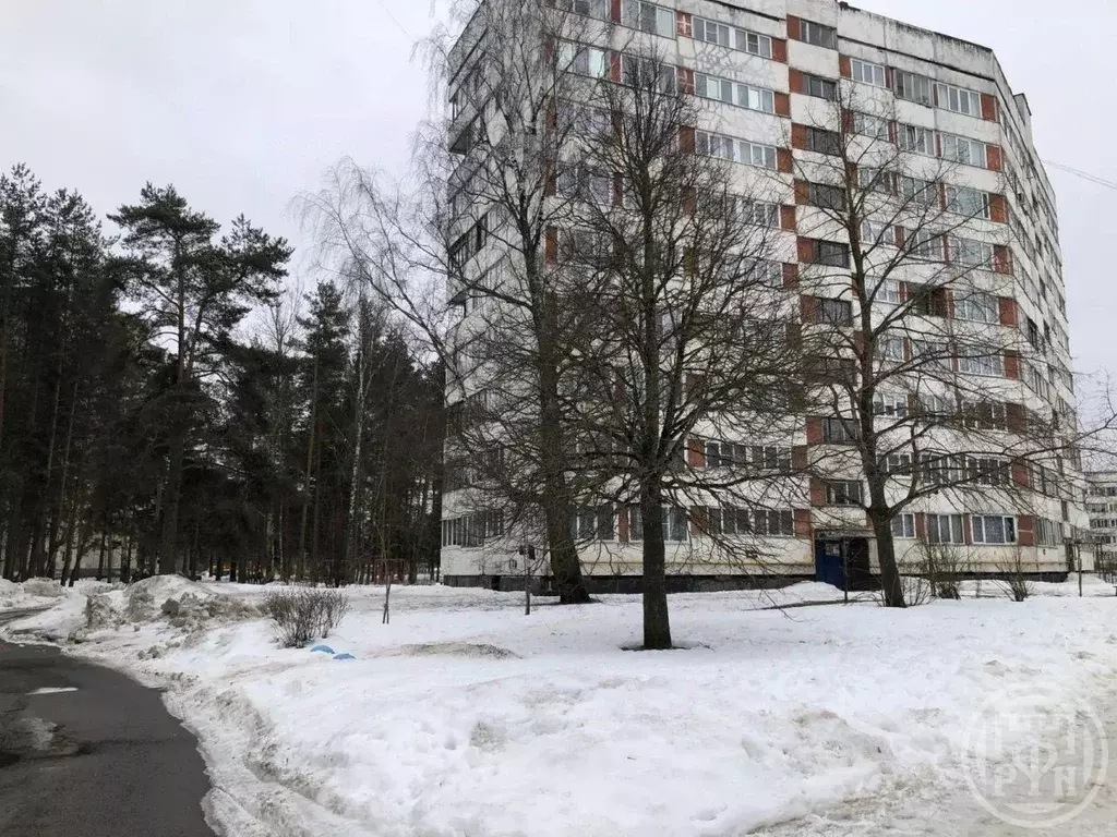 3-к кв. Ленинградская область, Кировский район, Приладожский городской ... - Фото 1