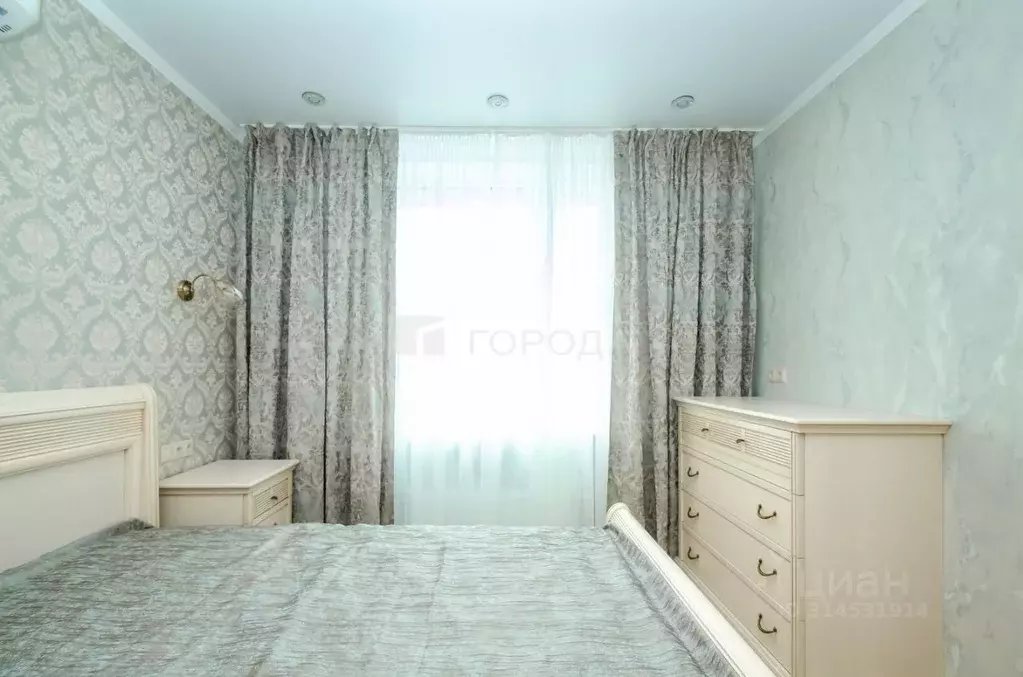 3-к кв. Новосибирская область, Новосибирск ул. Кирова, 11 (71.8 м) - Фото 1