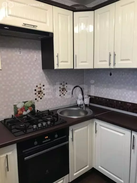 3-комнатная квартира: Новотроицк, Комсомольский проспект, 46 (61 м) - Фото 1