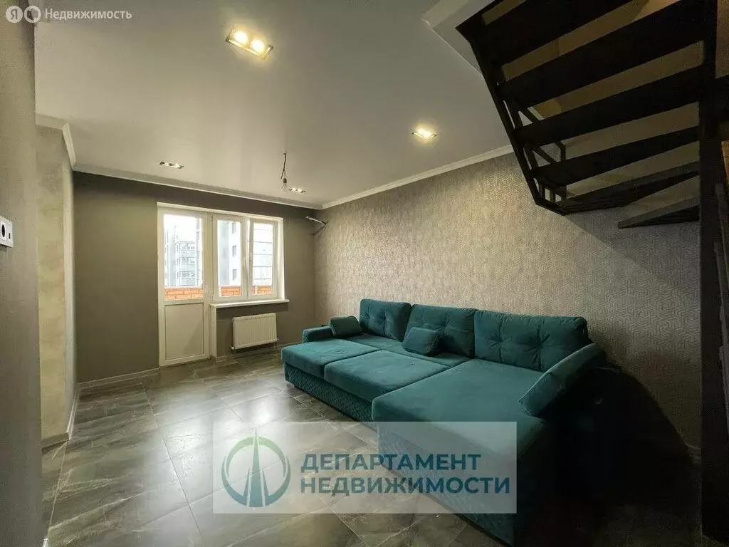 3-комнатная квартира: Краснодар, Домбайская улица, 12 (107 м) - Фото 0