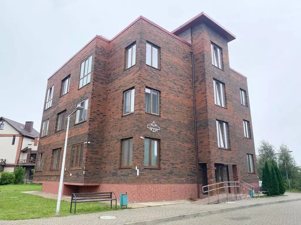 2-к кв. Калининградская область, Гурьевский муниципальный округ, пос. ... - Фото 2