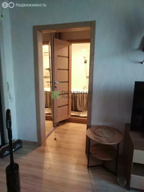 1-комнатная квартира: Красноярск, улица Малиновского, 27 (35 м) - Фото 1