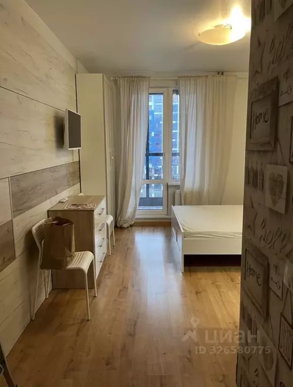 Студия Санкт-Петербург бул. Головнина, 10 (25.0 м) - Фото 1