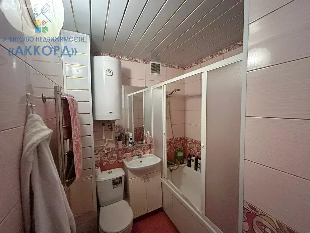 2-комнатная квартира: Бийск, улица Александра Пушкина, 188к1 (47.2 м) - Фото 0