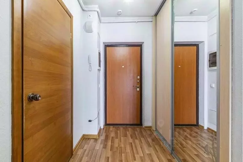 2-к кв. Свердловская область, Екатеринбург ул. Стачек, 4 (37.0 м) - Фото 1