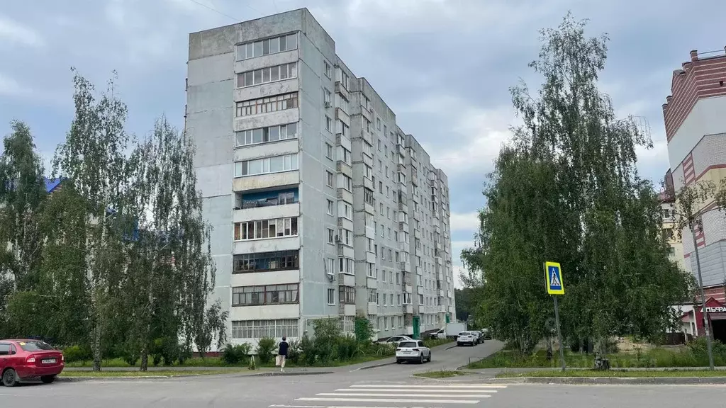 1-к кв. Татарстан, Зеленодольск ул. Комарова, 14А (37.6 м) - Фото 0