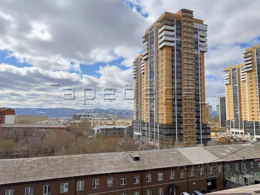 Офис в Красноярский край, Красноярск Взлетная ул., 5с1 (154 м) - Фото 0
