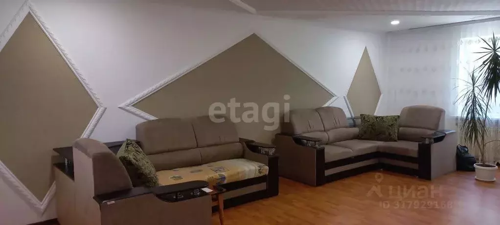 Дом в Крым, Симферополь ул. Фиалковая (283 м) - Фото 1