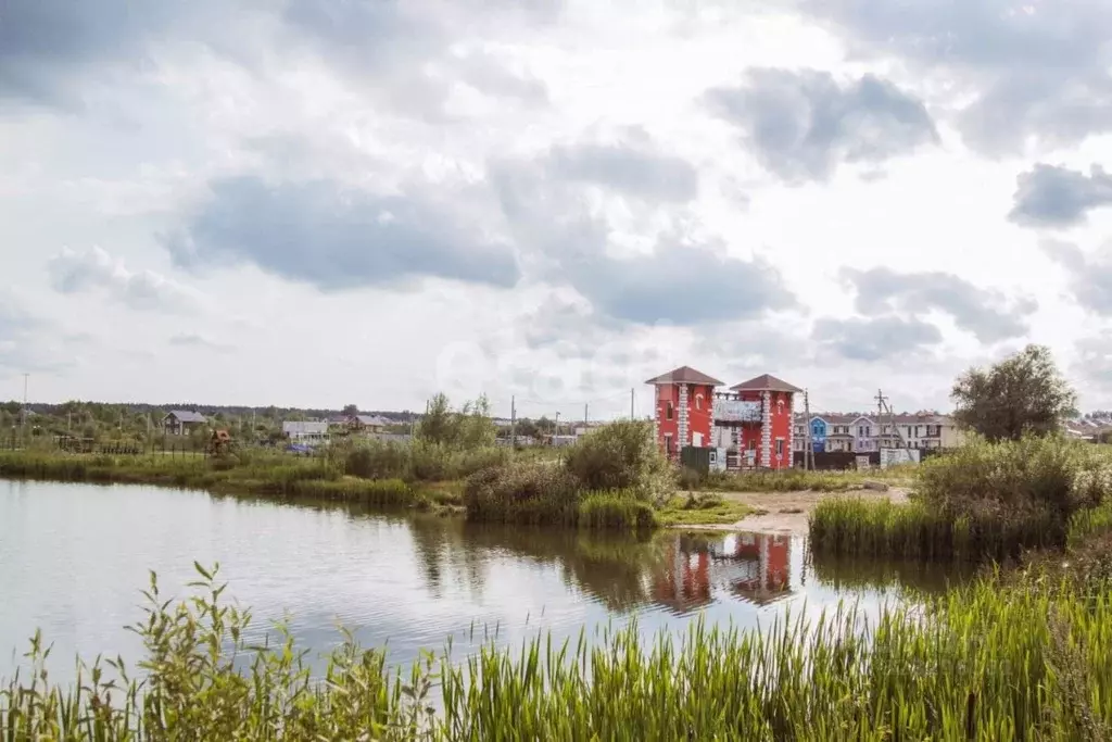 Таунхаус в Нижегородская область, Нижний Новгород д. Фроловское, ул. ... - Фото 1