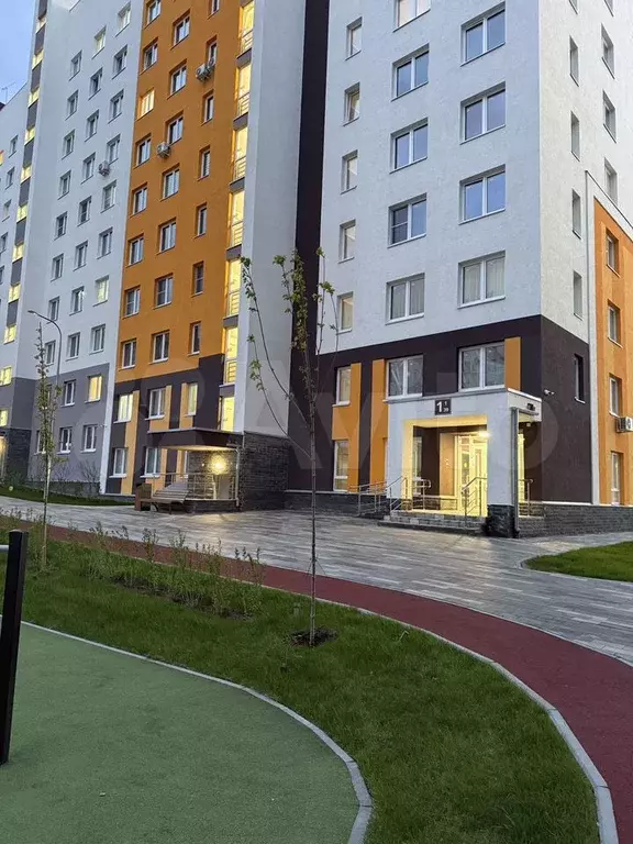 4-к. квартира, 29,9 м, 4/10 эт. - Фото 1