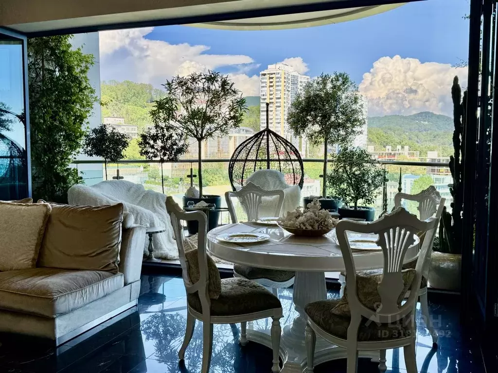 2-к кв. Краснодарский край, Сочи Курортный просп., 105б (90.0 м) - Фото 1